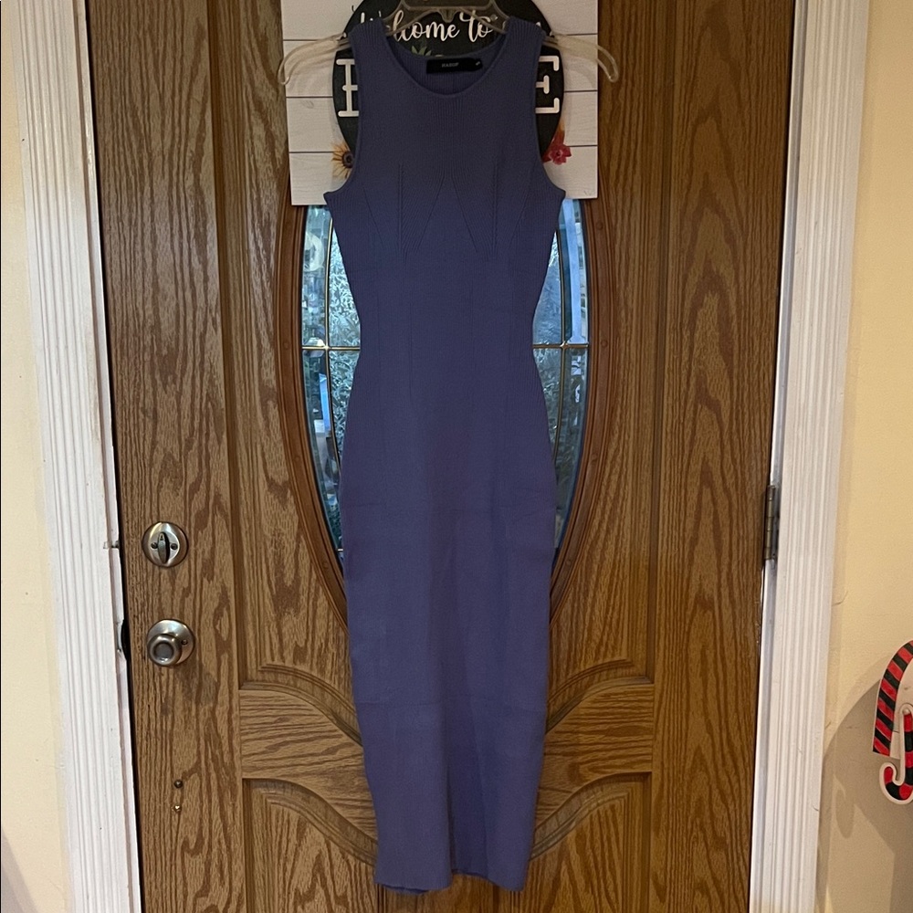 Elegant Blue Midi Dress